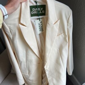 Oversized blazer- daily drills